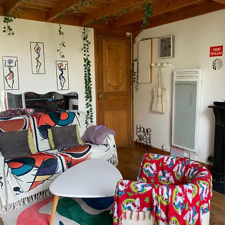 Appartement Magnifique Metro Voltaire *